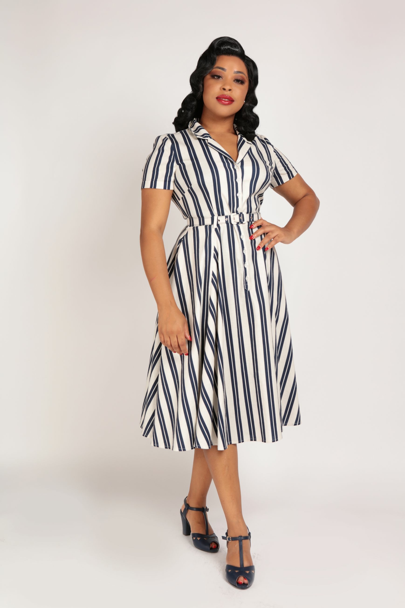 CCDR021ADM_robe-rockabilly-retro-pin-up-50-s-collectif-caterina-admiral