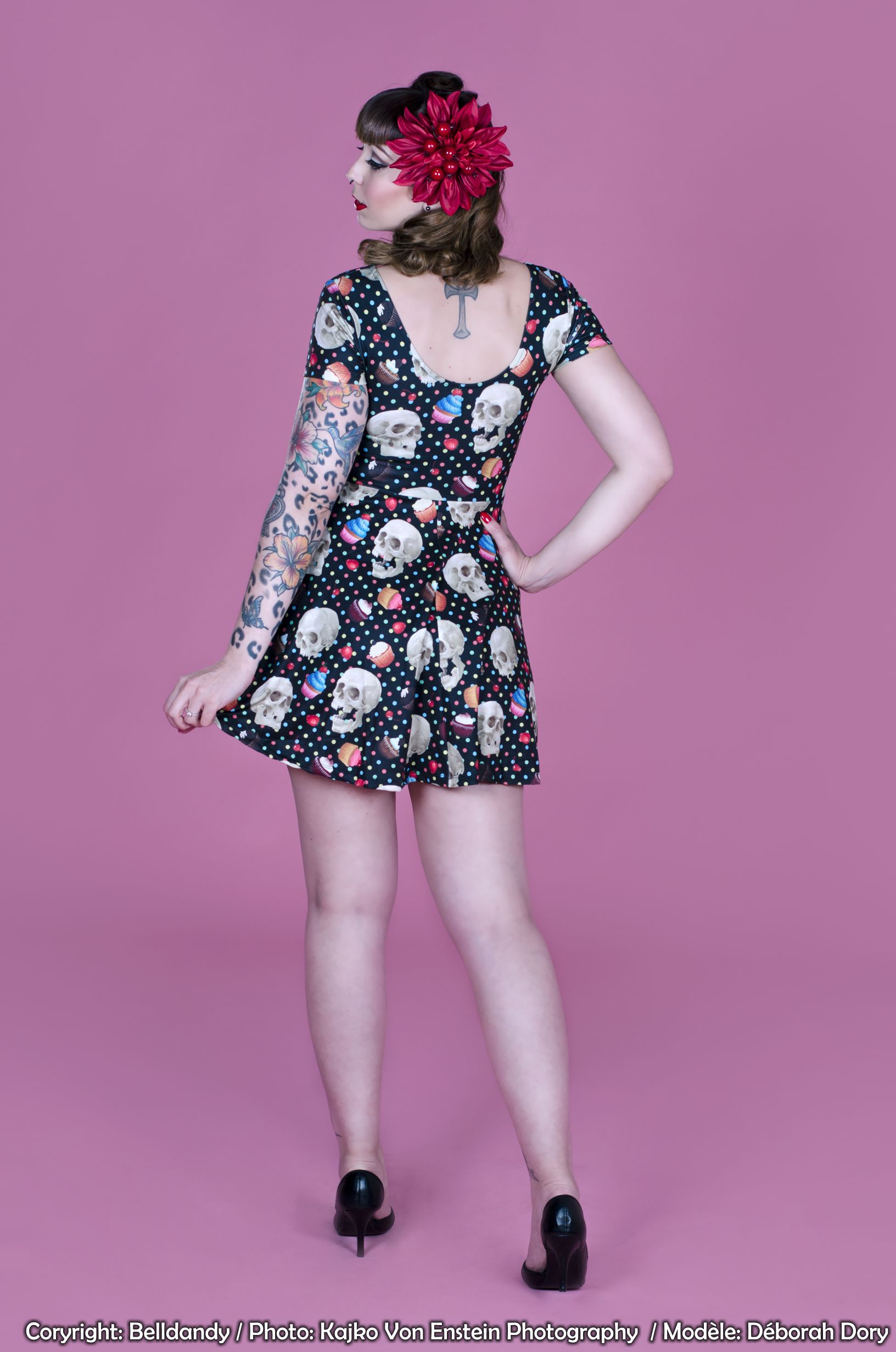 lidr069_mini-robe-gothique-rockabilly-gothabilly-cupcake-skulls_2