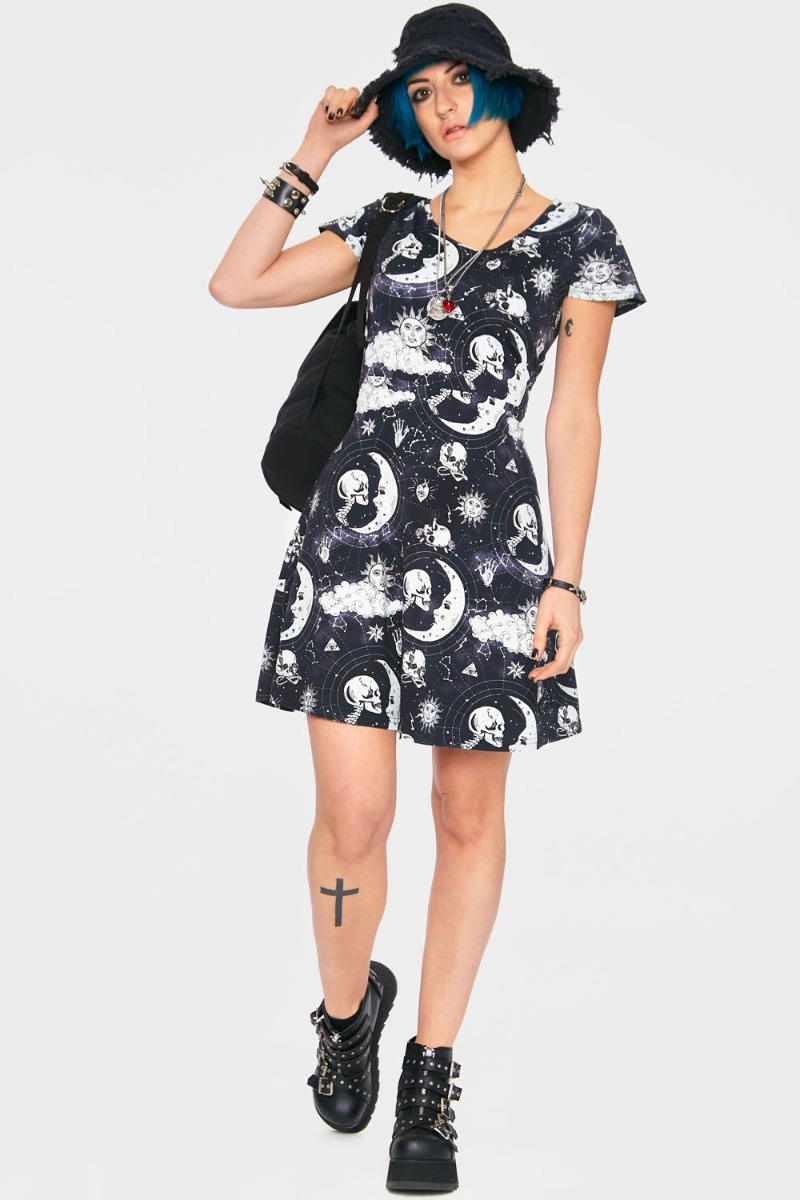 moonstone-skater-dress-dra-8679-02.856.jpg.pagespeed.ce.7rwttakyab