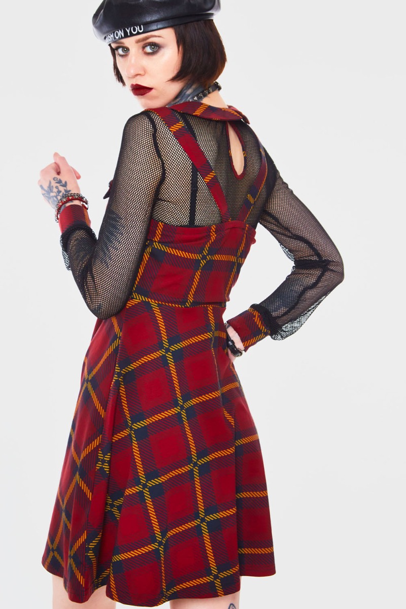 passionate-by-nature-plaid-overall-dress-dra-9030-05.710.jpg.pagespeed.ce.jy2_iwixlf