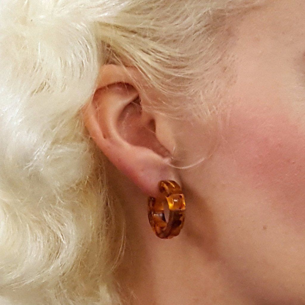 bcea001bbbb_boucles-oreilles-retro-50-s-pin-up-rockabilly-fakelite-hazel-tortoiseshell