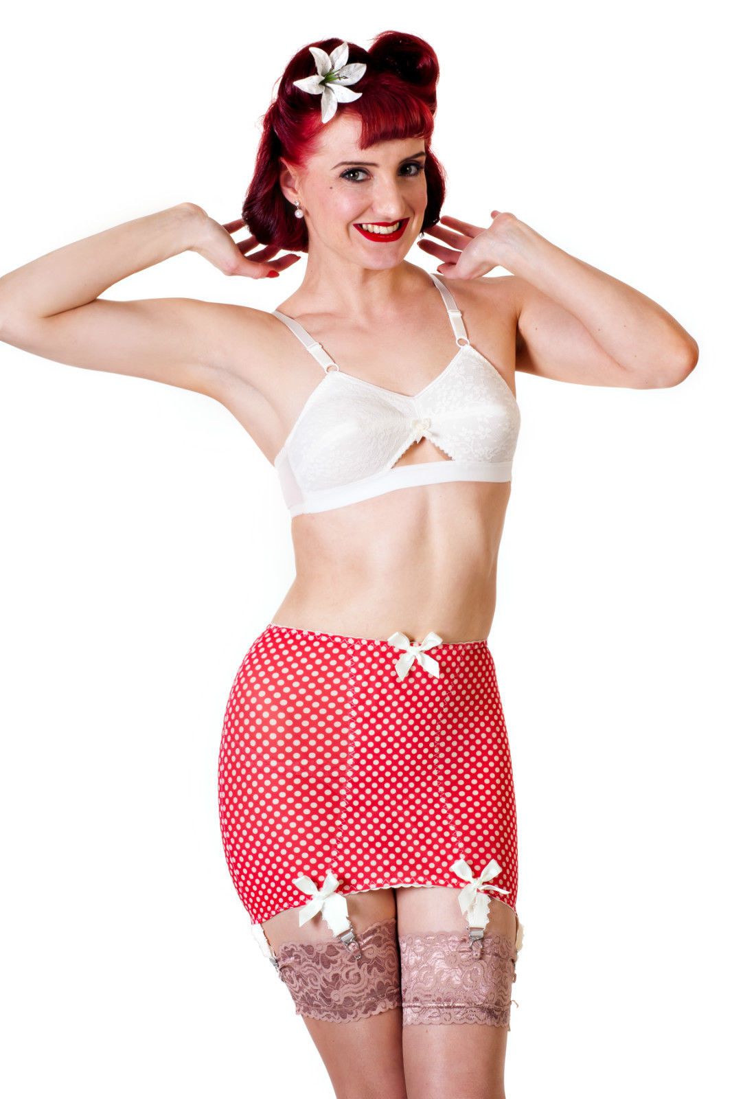 ny1062reb_gaine_porte_jarretelles_retro_50s_pin-up_rockabilly_glamour_6_straps_rouge-pois