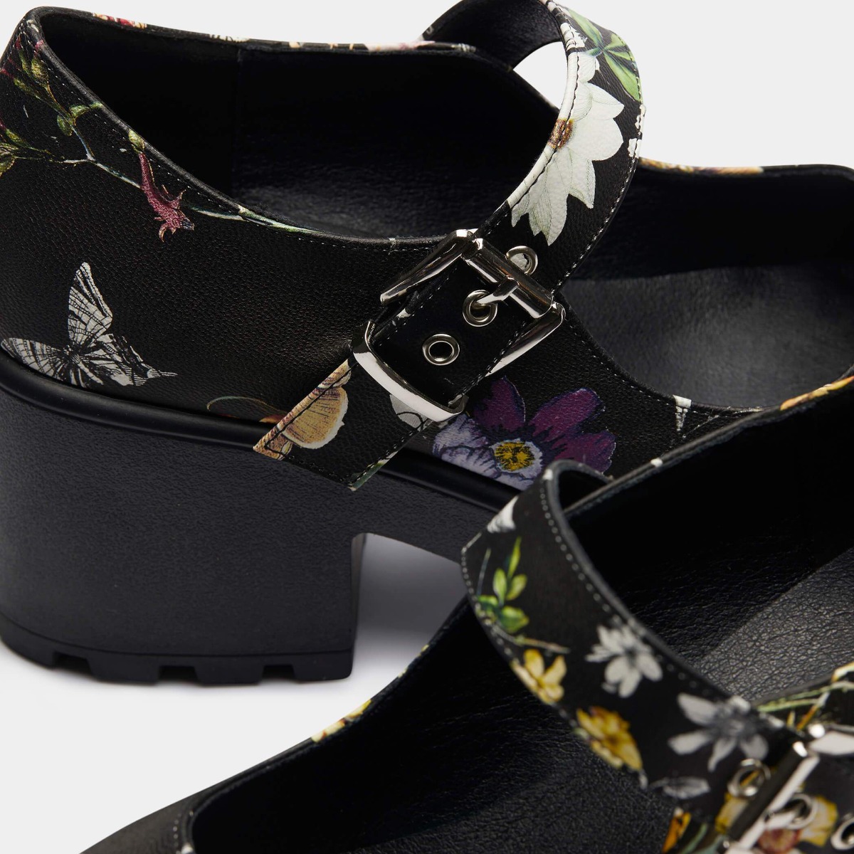 kfnd68bbb_chaussures-mary-jane-plateforme-gothique-glam-rock-tira-floral
