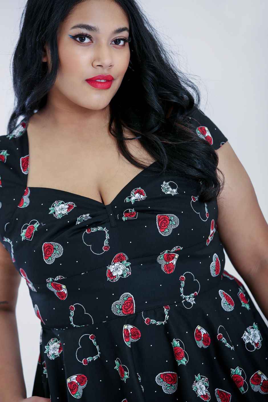 PS40166bbbbbbb_robe-pin-up-rockabilly-50-s-retro-swing-petals