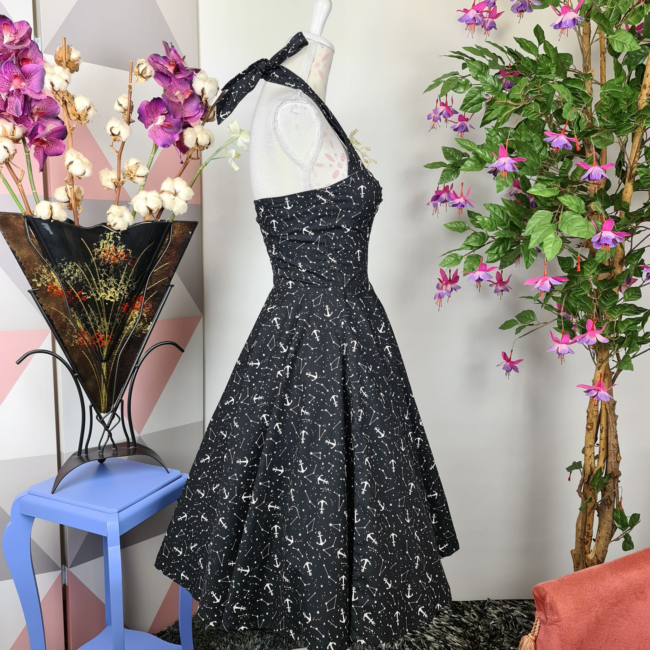 BEDR010bb_Robe_Pinup_Retro_50s_Rockabilly_Dos_Nu_sailor-galaxy
