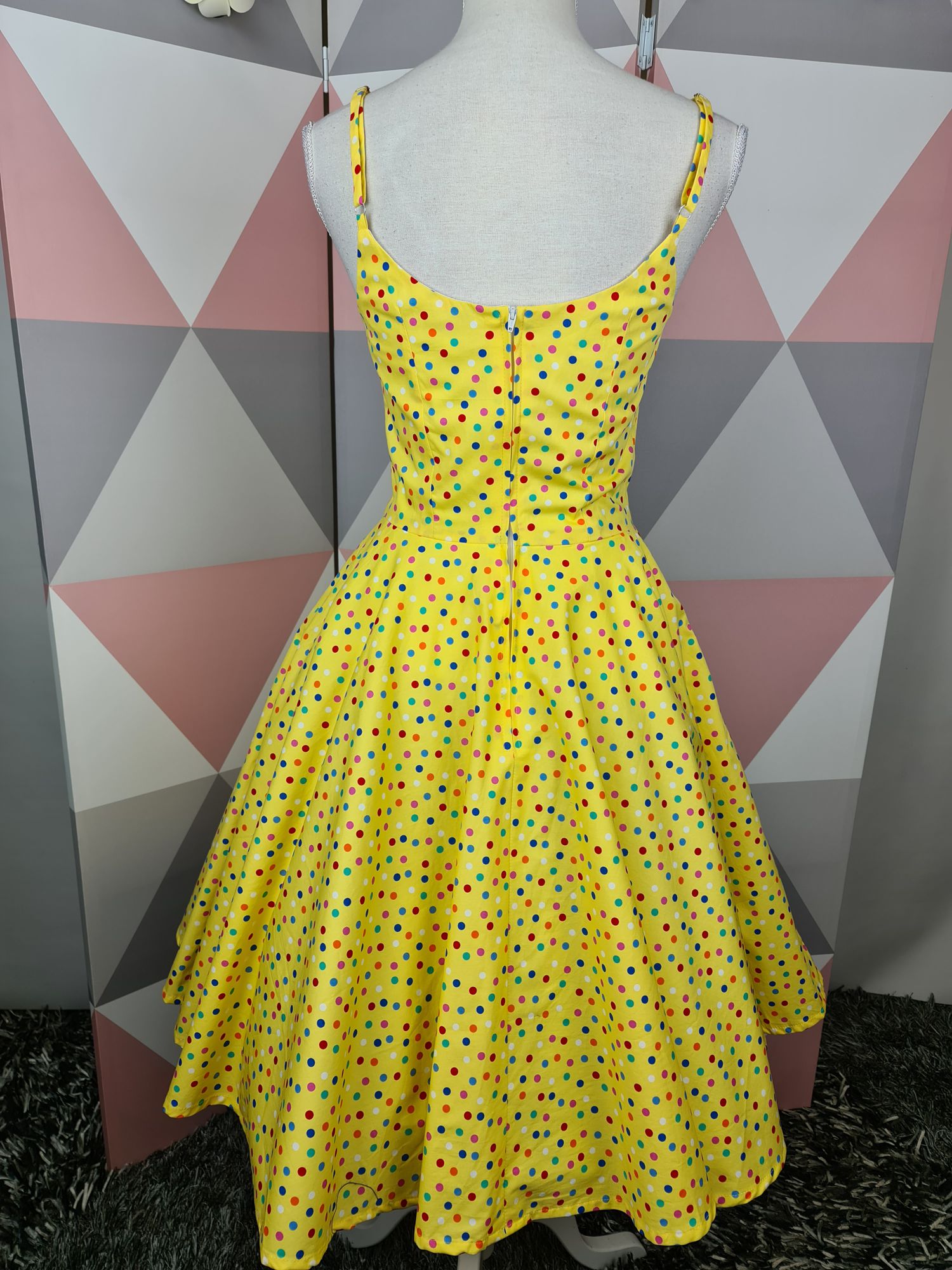 BEDR018bbb_robe-pinup-retro-50-s-rockabilly-swing-rainbow-dot
