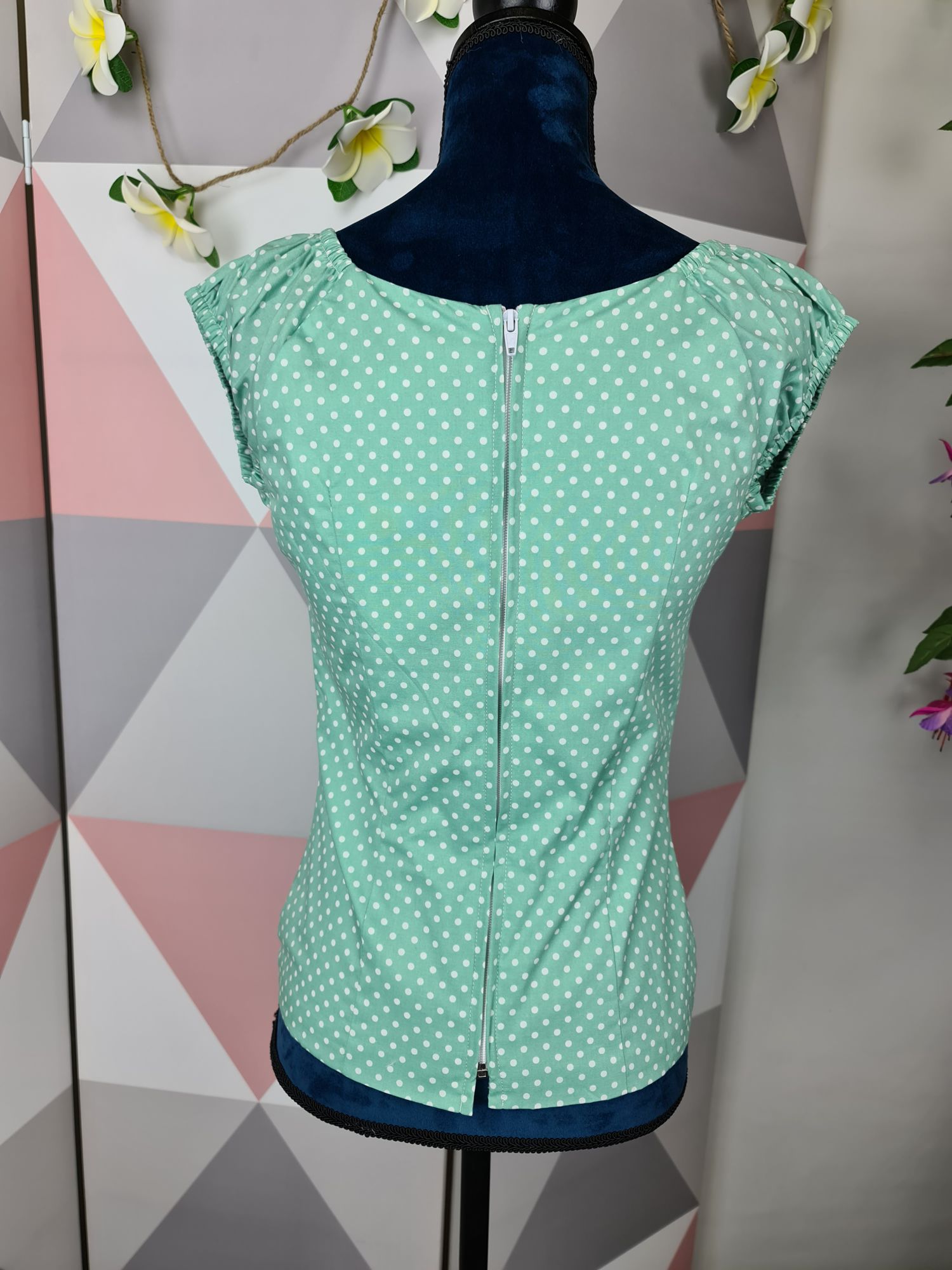 BETP001bb_top-haut-pinup-retro-50-s-rockabilly-itsy-bitsy