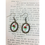 MNBOU003_boucles-oreilles-retro-style-vintage-victorien-red-roses