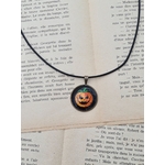 MNPEN011b_pendentif-retro-style-vintage-automne-creepy-pumpkin