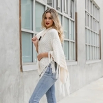 LAPON001WHTbb_poncho-tricot-cosy-penelope-ivoire