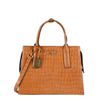 INT001-BAG022