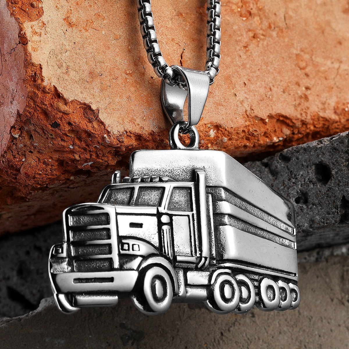 Colliers-pendentif-en-acier-inoxydable-pour-hommes-et-femmes-conducteur-de-camion-bijoux-de-motard-accessoires