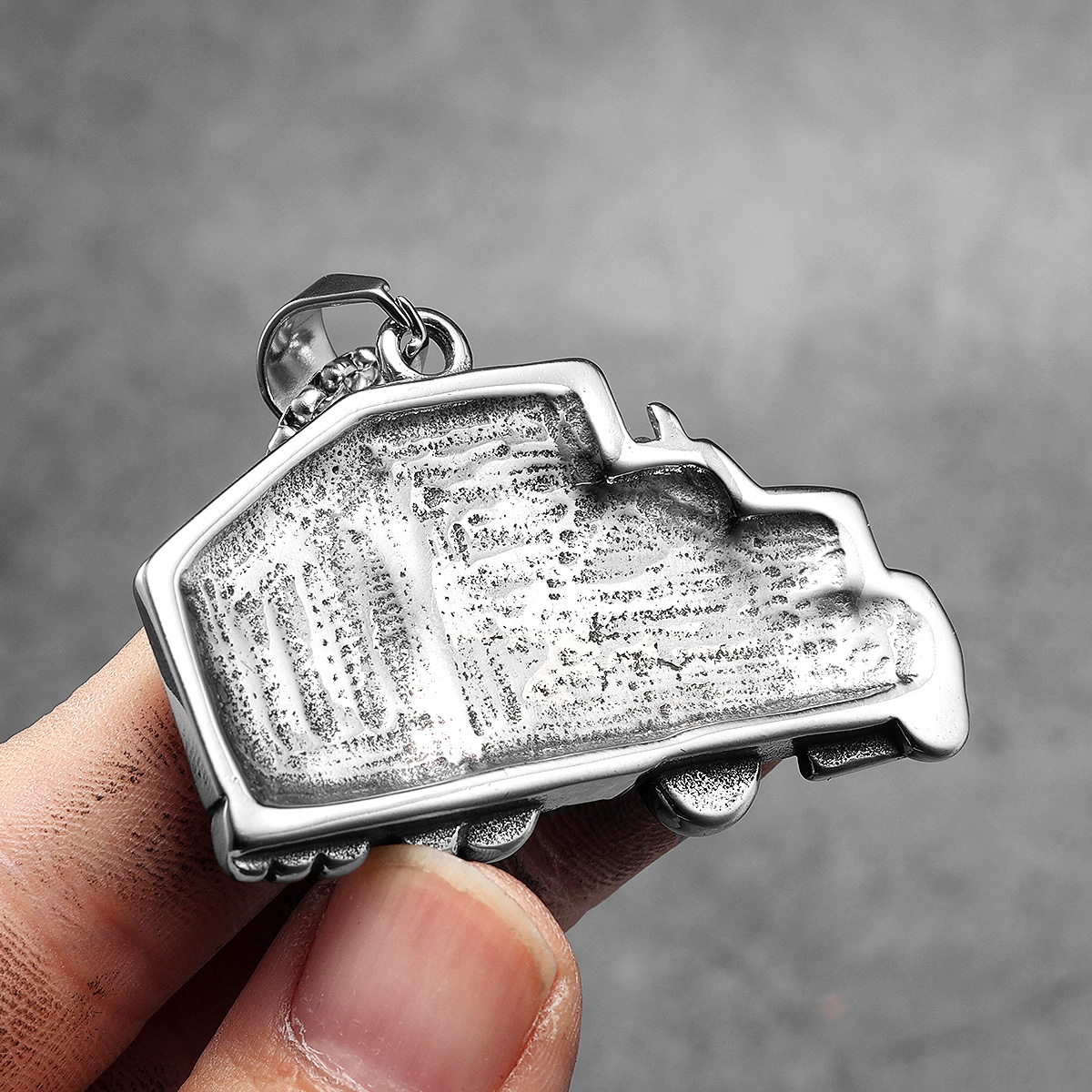 Colliers-pendentif-en-acier-inoxydable-pour-hommes-et-femmes-conducteur-de-camion-bijoux-de-motard-accessoires