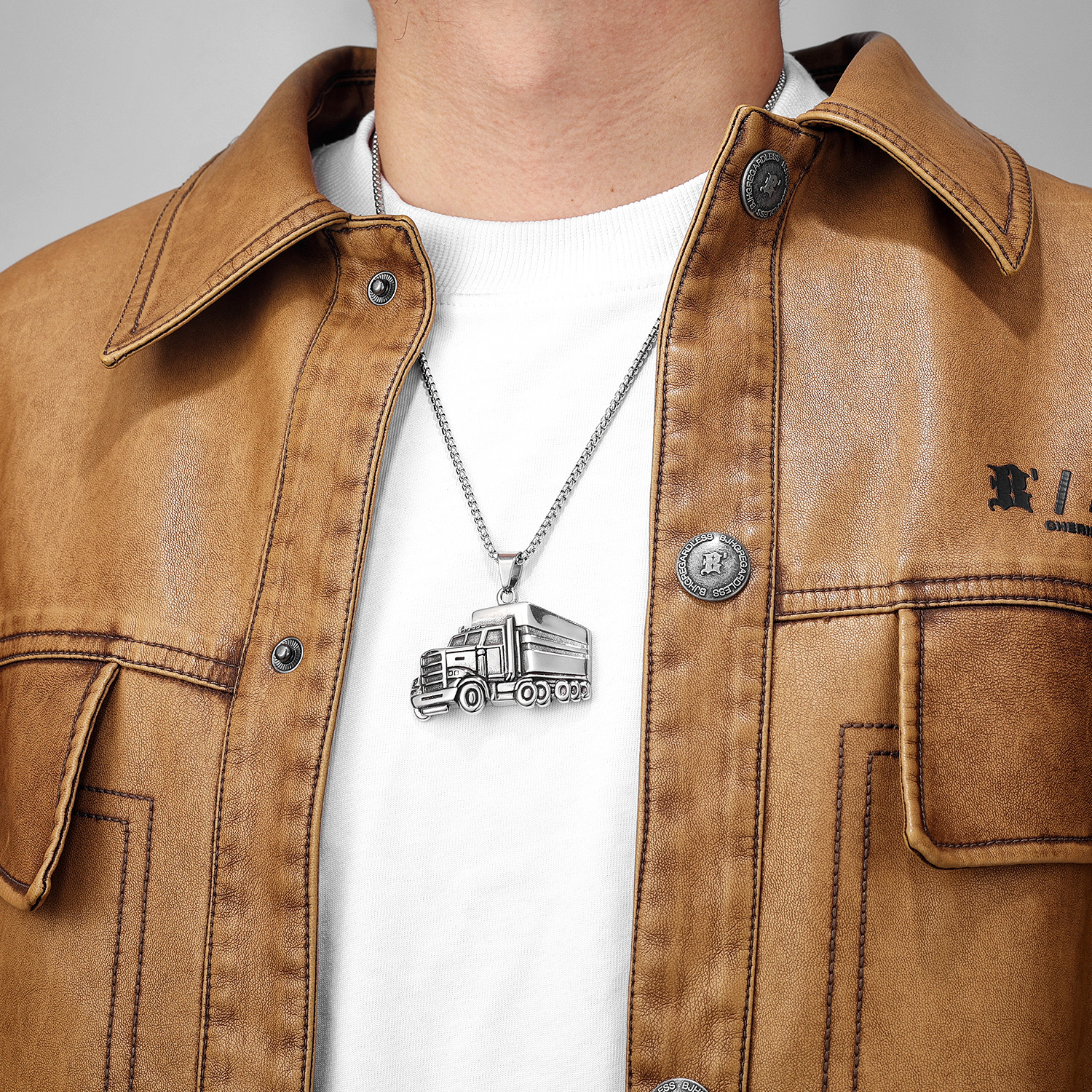 Colliers-pendentif-en-acier-inoxydable-pour-hommes-et-femmes-conducteur-de-camion-bijoux-de-motard-accessoires