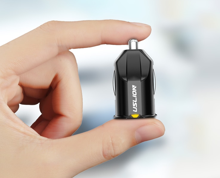 Chargeur USB pour voiture - Adaptateur 12/24V en noir