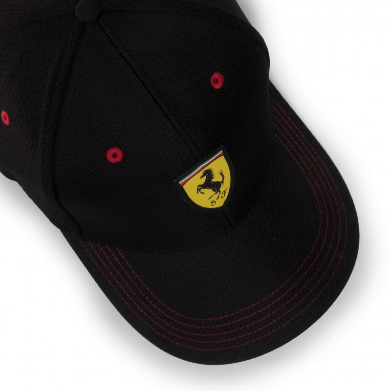 Casquette Scuderia Ferrari noir vue du haut