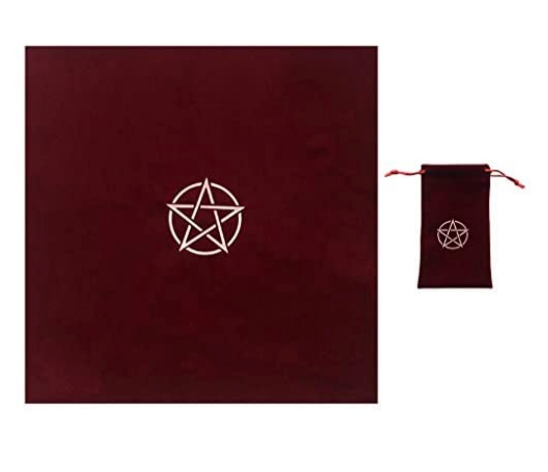 tapis velours pentacle bordeaux