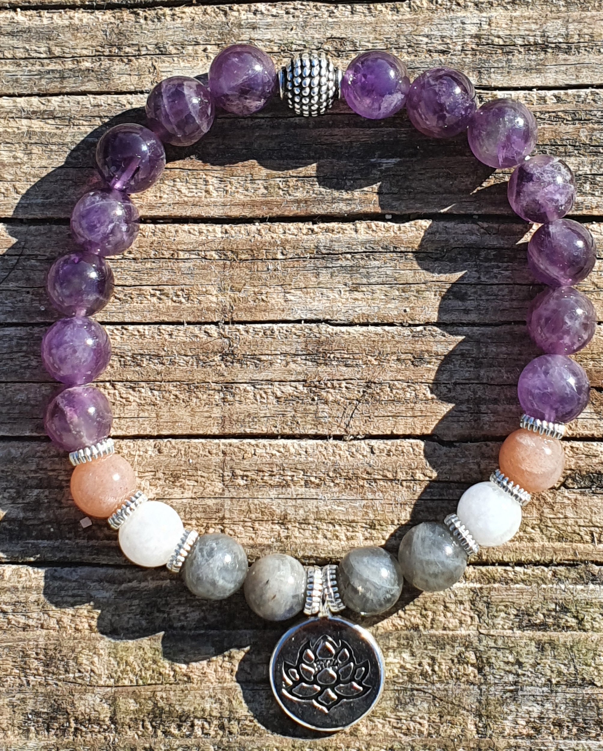 Bracelet "Éveil" Améthyste, Labradorite, P]erre de soleil, Pierre de lune