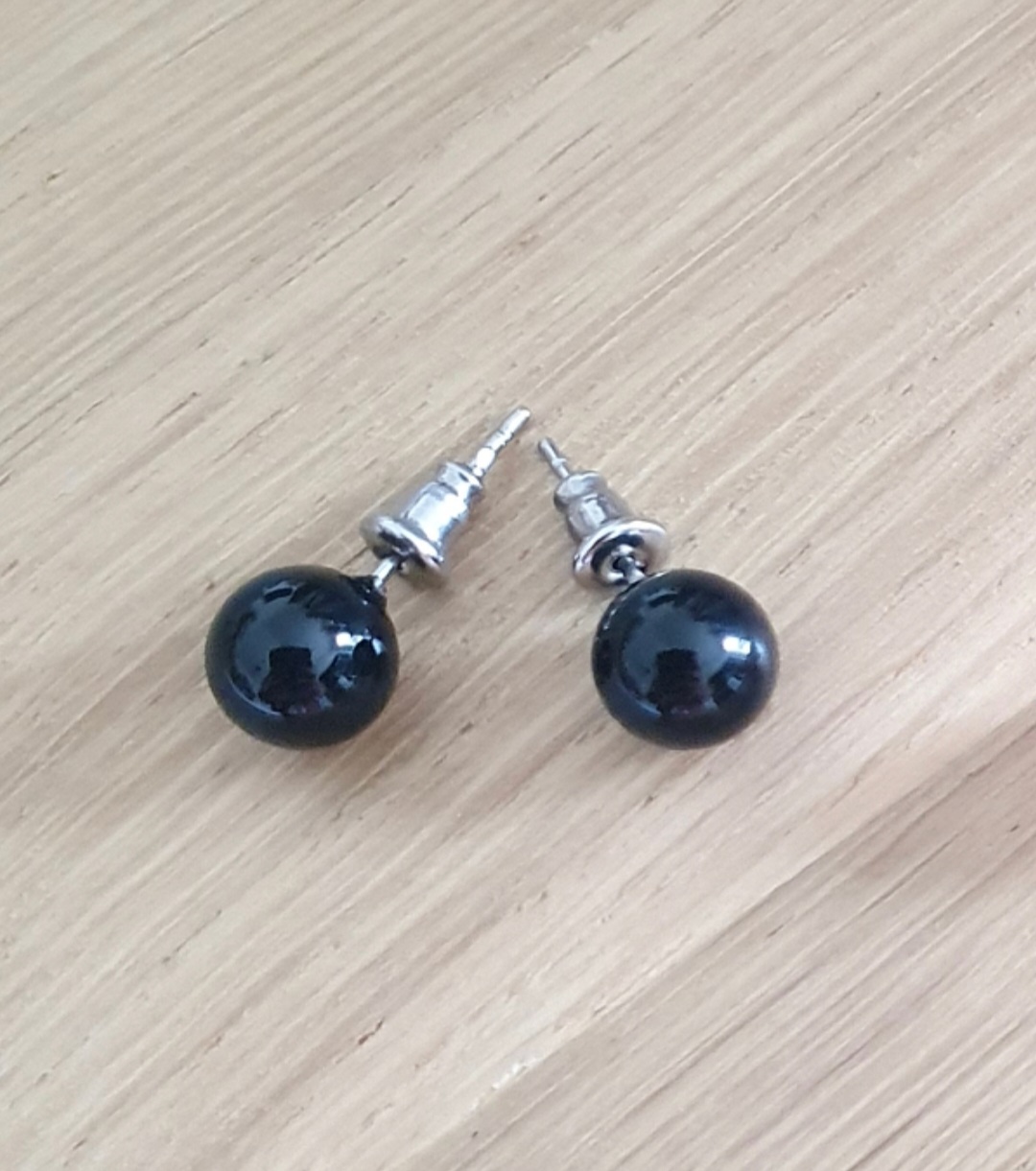 Boucles doreilles clous en Onyx