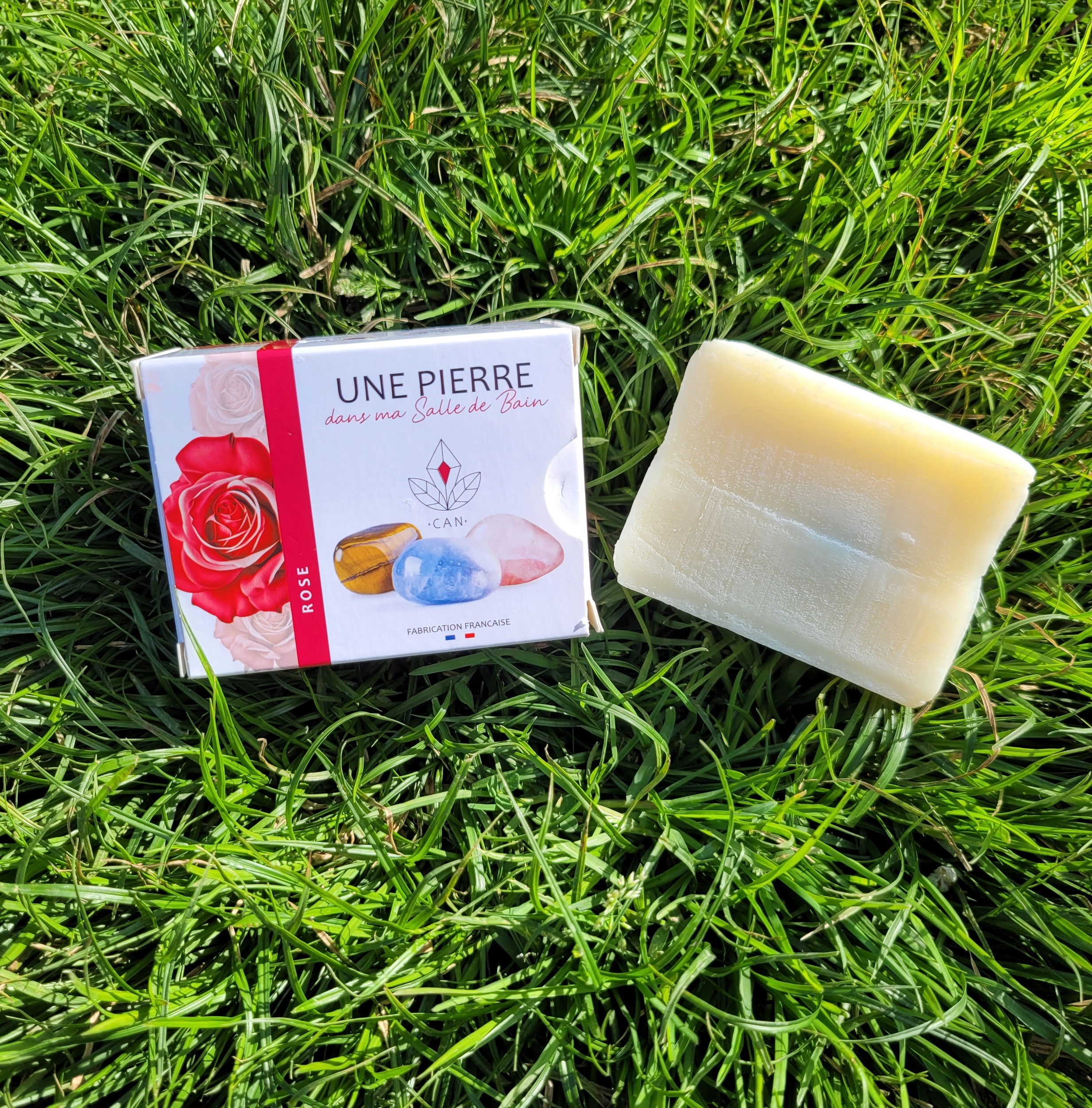 Savon Rose avec pierre naturelle
