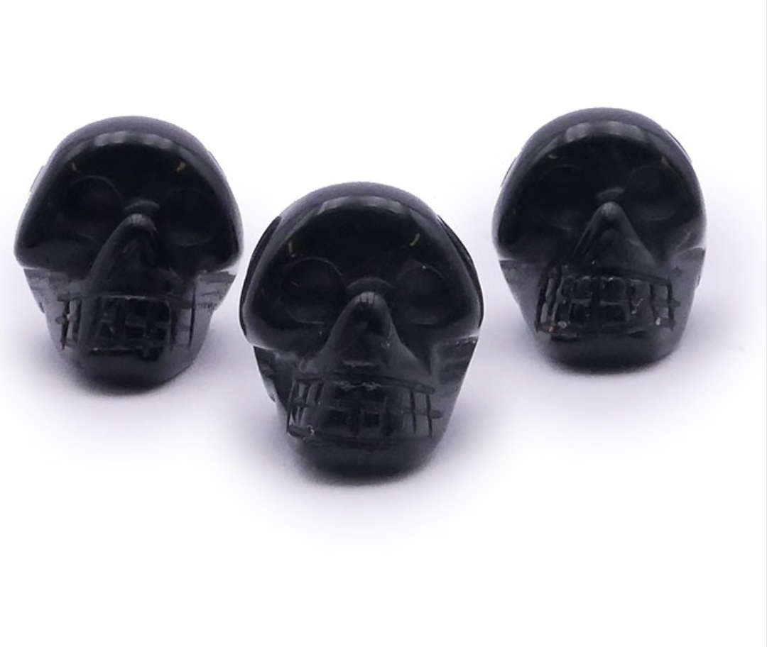 Petit Crâne en Obsidienne Noire