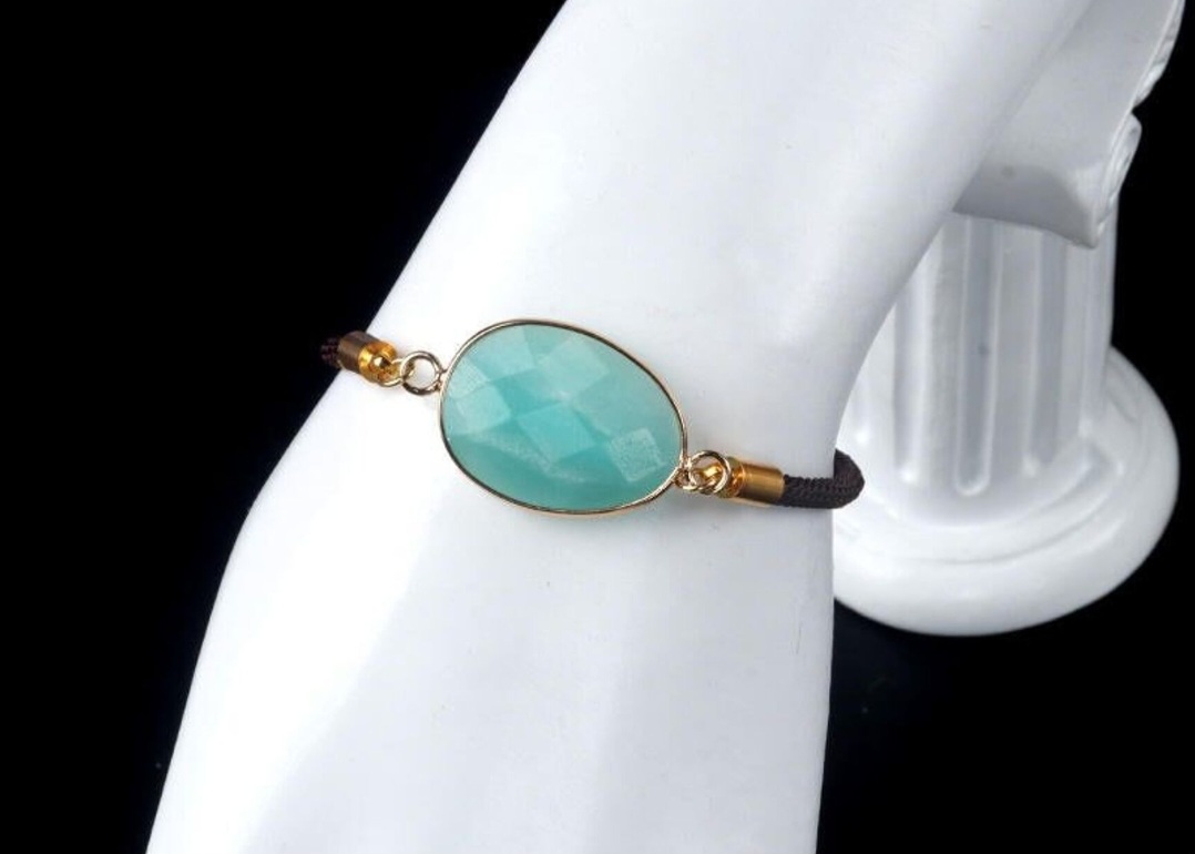 Bracelet Poire en Amazonite sur Cordon