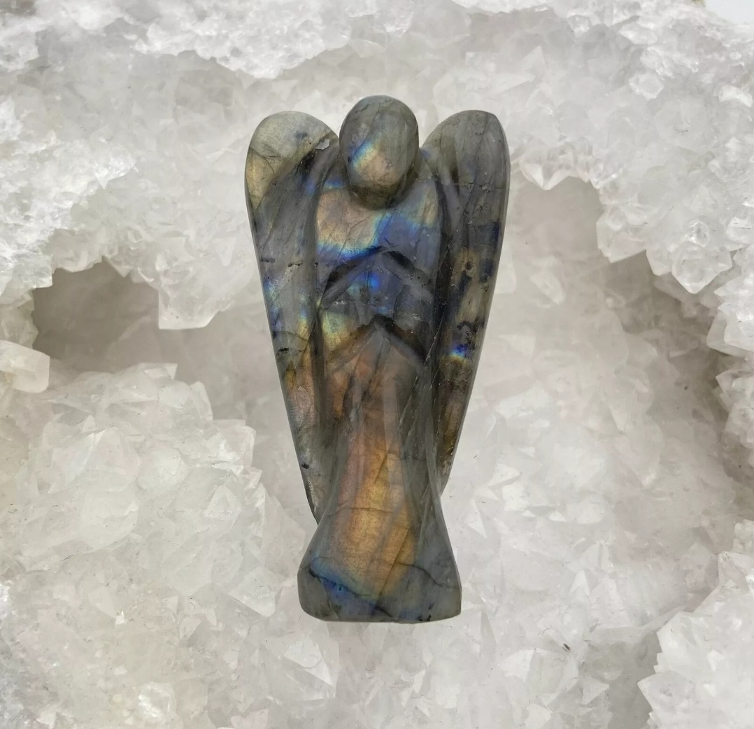 Ange en Labradorite
