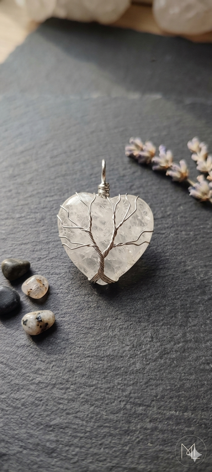 Pendentif Cœur en Cristal de Roche Arbre de Vie