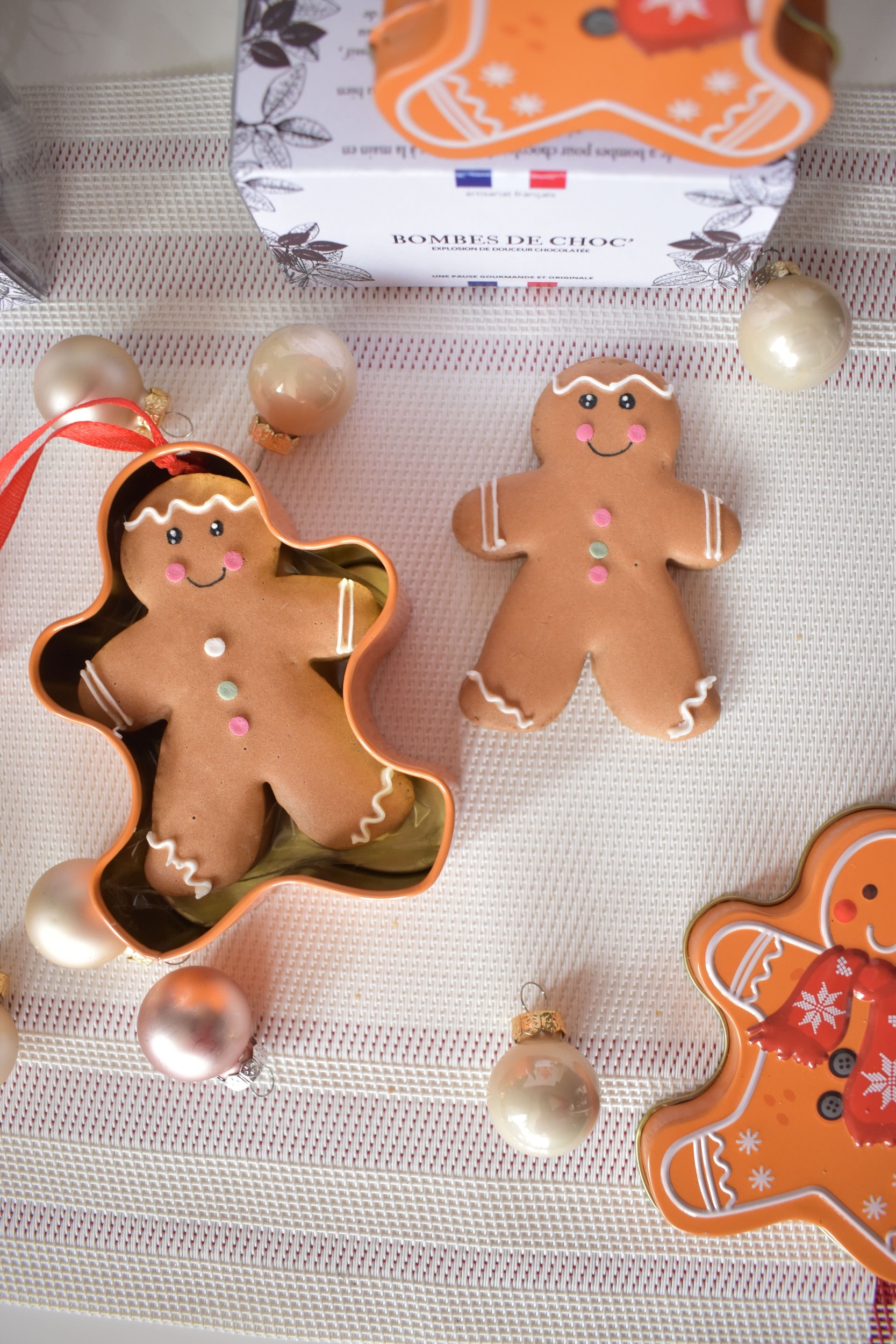 bombe-de-chocolat-chaud-chamallows-marshmallows-cadeau-noel-belle-soeur-mere-beau-pere-frere-maitresse-nounou