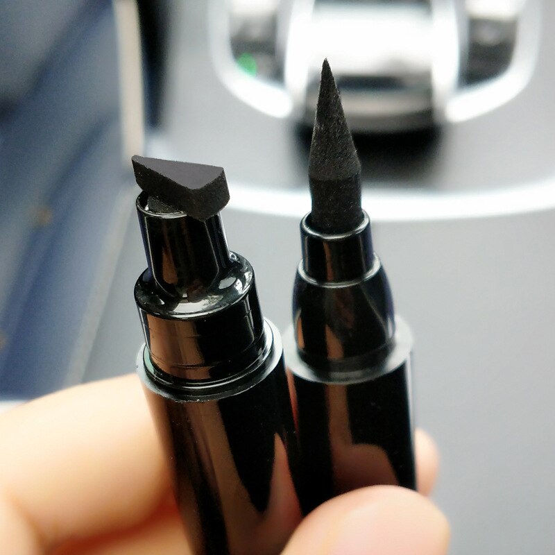 Eyeliner liquide à double tête