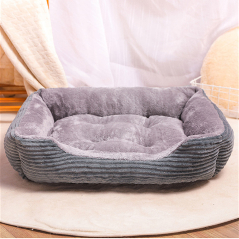 Panier chaud et doux pour chiens et chats