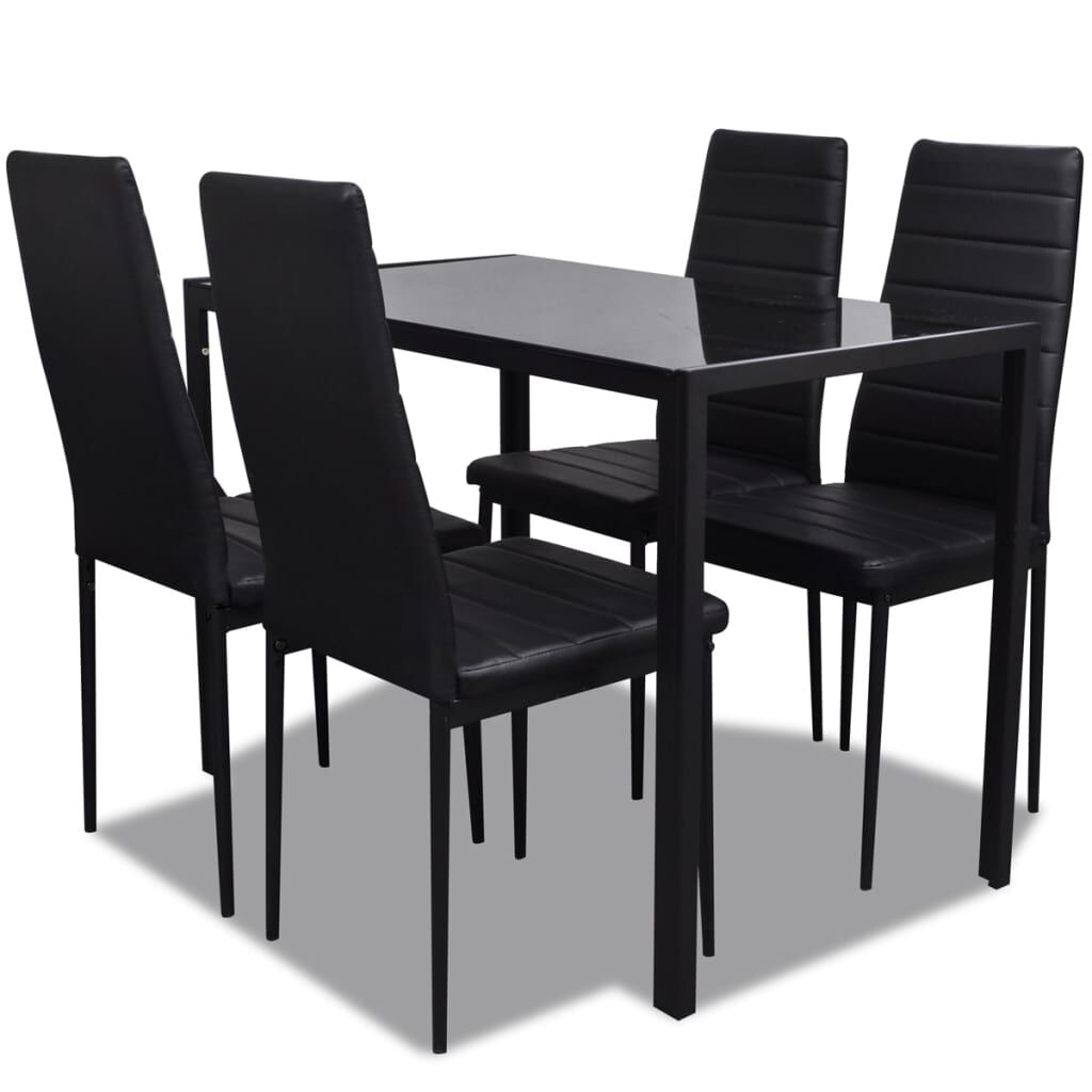 Table rectangulaire et quatre chaises