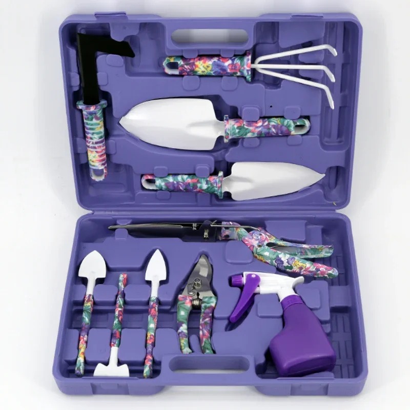 Ensemble-d-outils-de-jardinage-m