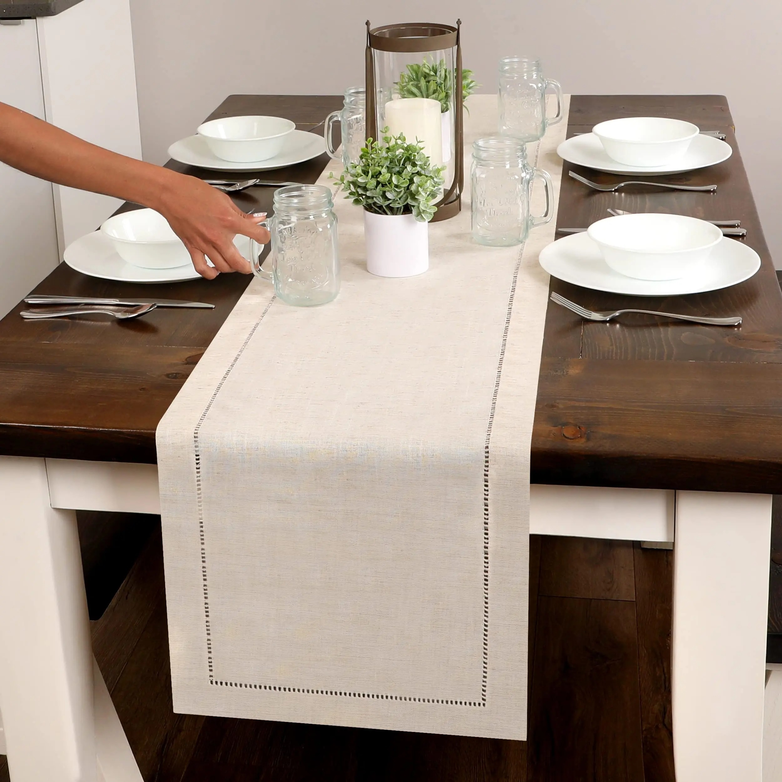 chemin-de-table-decoratif (3)