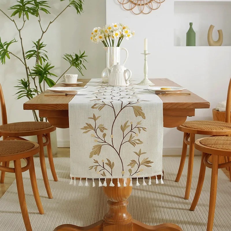 chemin-de-table-motif-floral (merci boutique) (1)