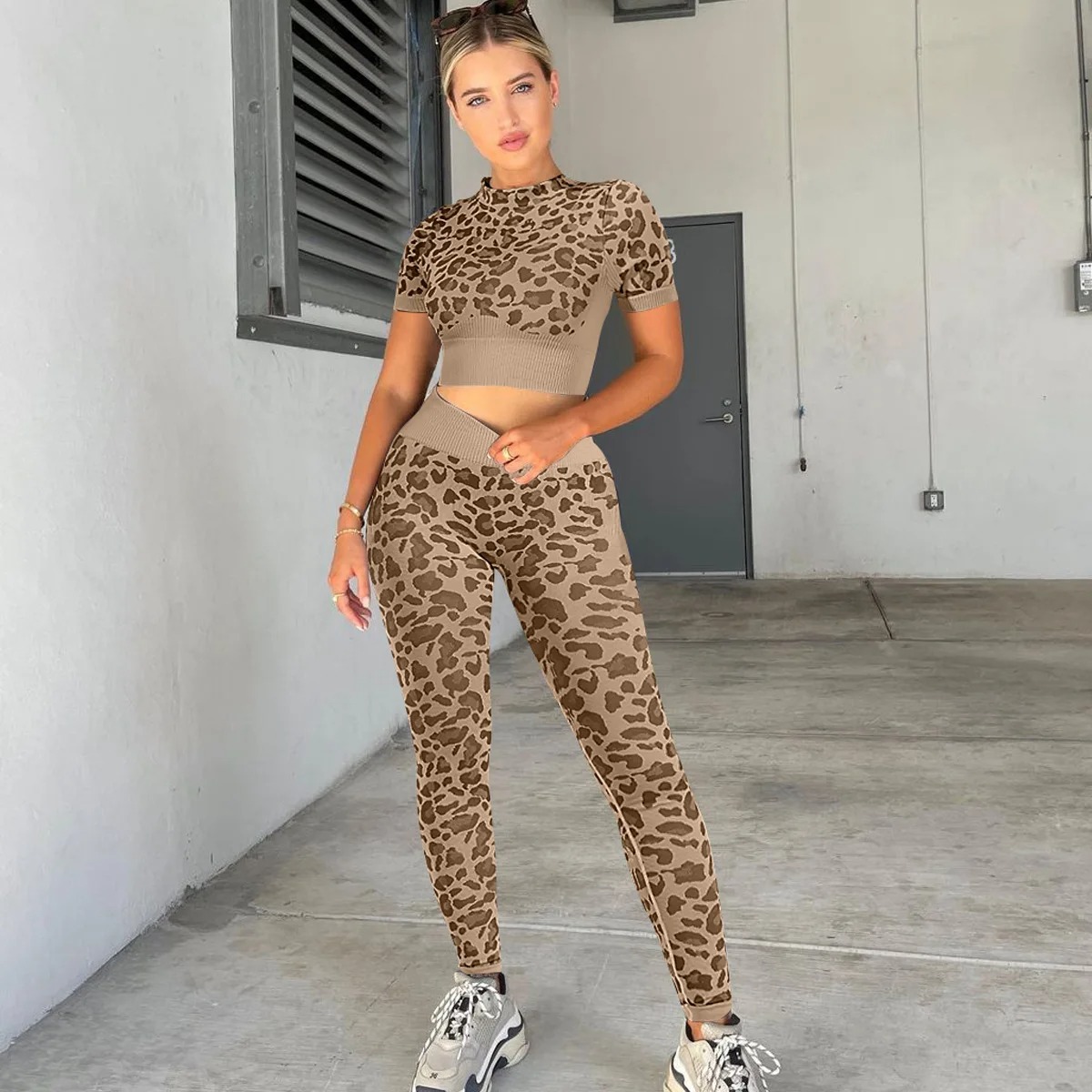ensemble-legging-leopard-deux-pieces (5)