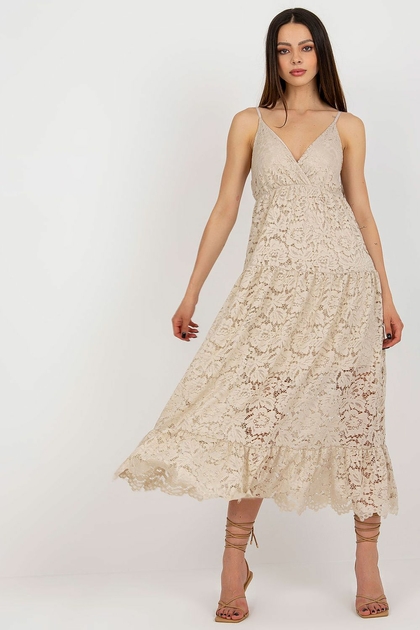 robe-style-boheme-en-dentelle-1