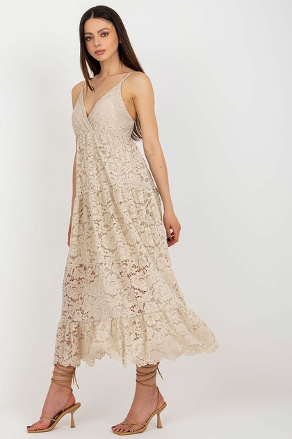 robe-style-boheme-en-dentelle-2