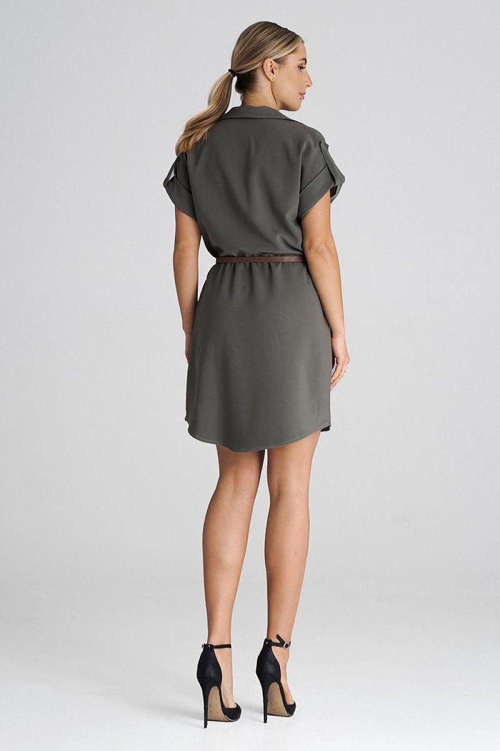 robe-courte-col-rabattu (4)