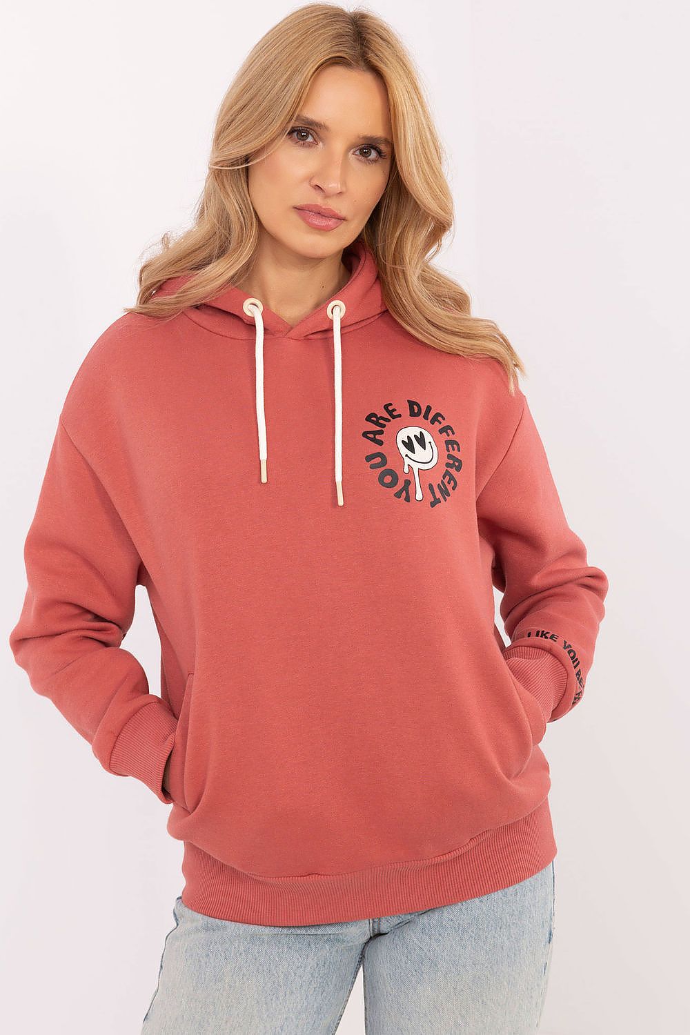 sweatshirt-a-capuche-imprime-pour-femmes (4)