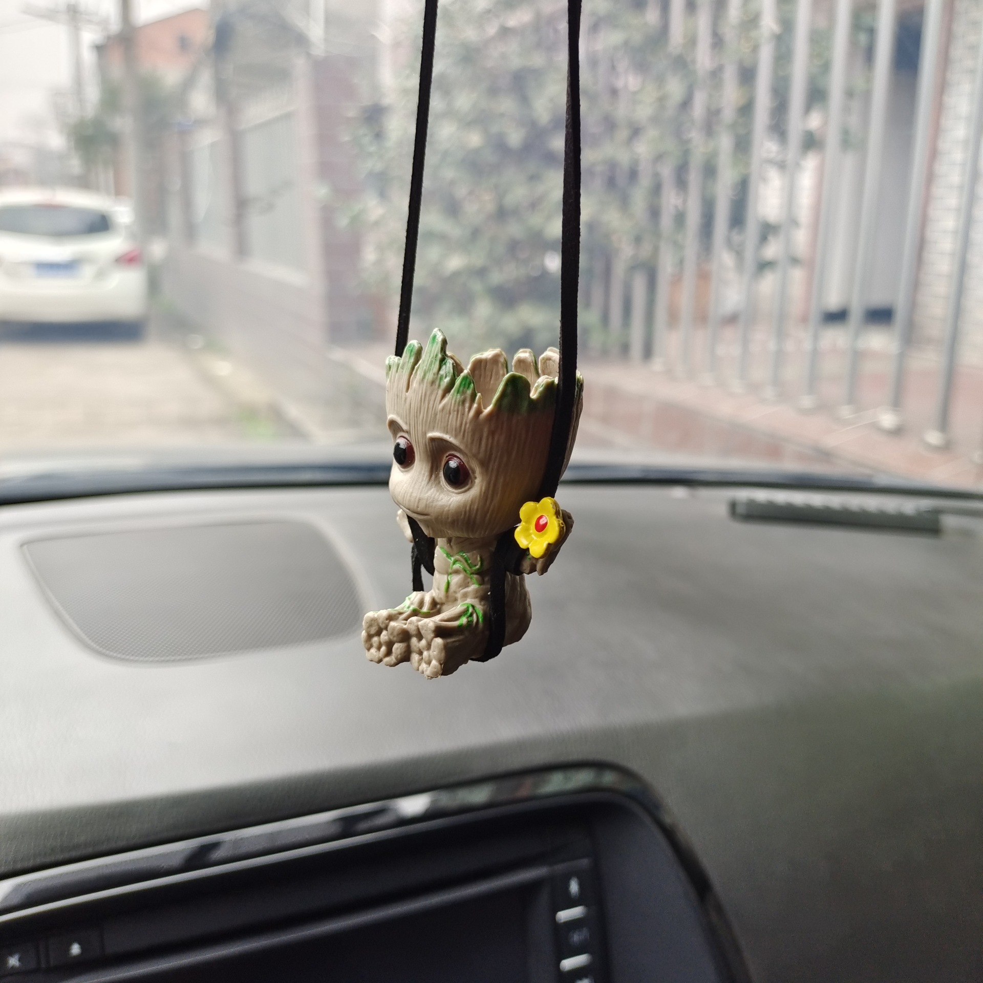 Pendentif Groot pour rétroviseur de voiture