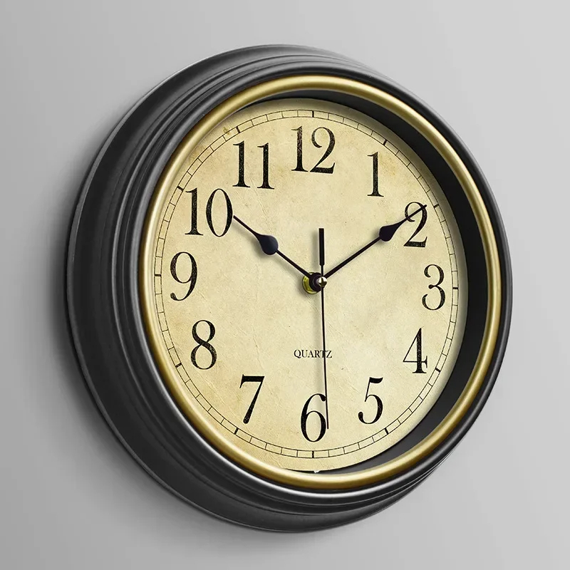 Horloge murale de style vintage