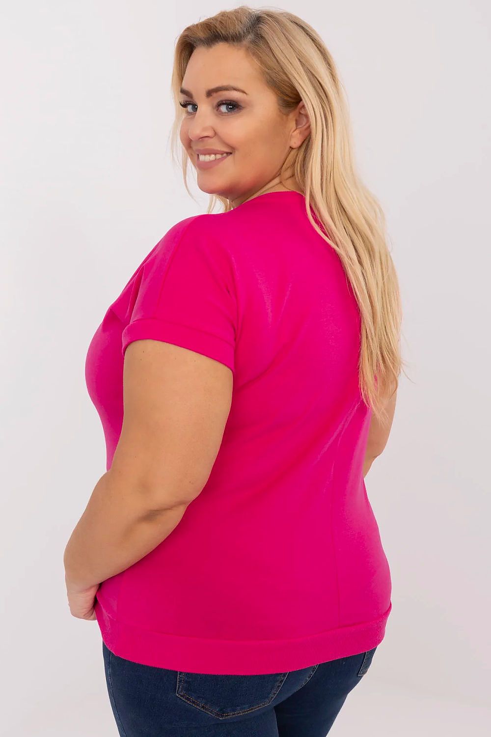 t-shirt-grande-taille-col-rond-pour-femmes (3)