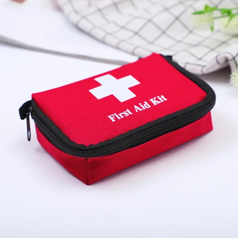 trousse-de-secours-petit-format (3)
