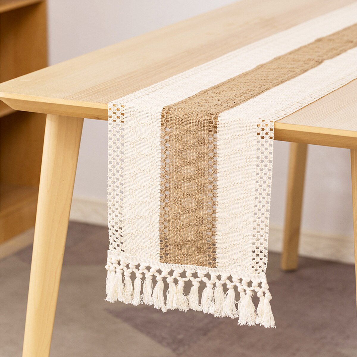 Chemin-de-Table-rustique-en-coton-naturel-avec-glands-style-Boho-ajour-nappe-pour-d-ner