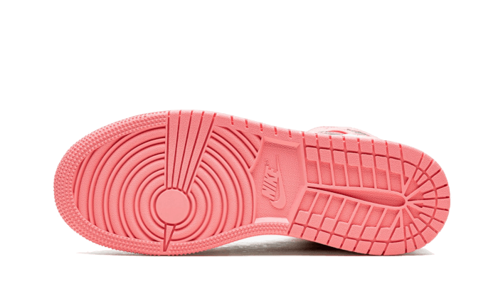 Air Jordan 1 Mid Coral Chalk Pink4
