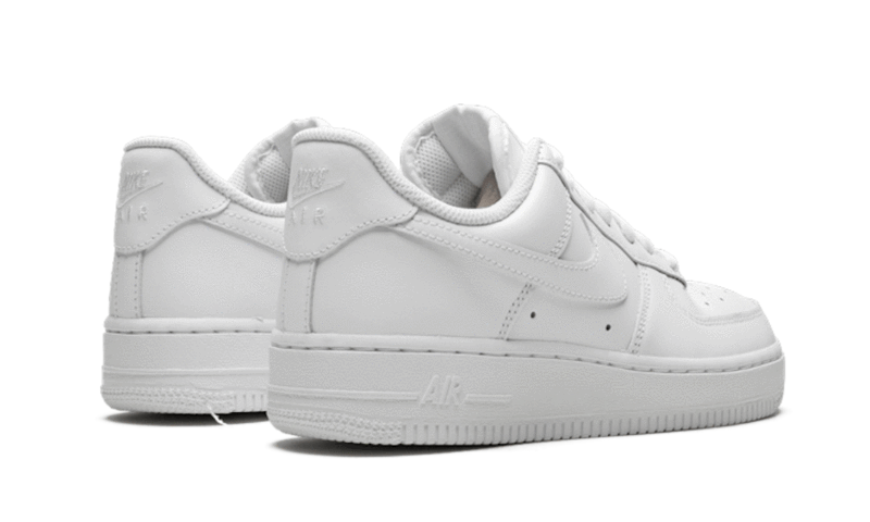 Air Force 1 Low 07 Triple White 3