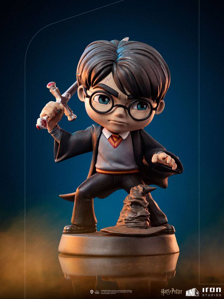 Figurine Harry Potter Mini Co. Harry Potter with Sword of Gryffindor 14cm