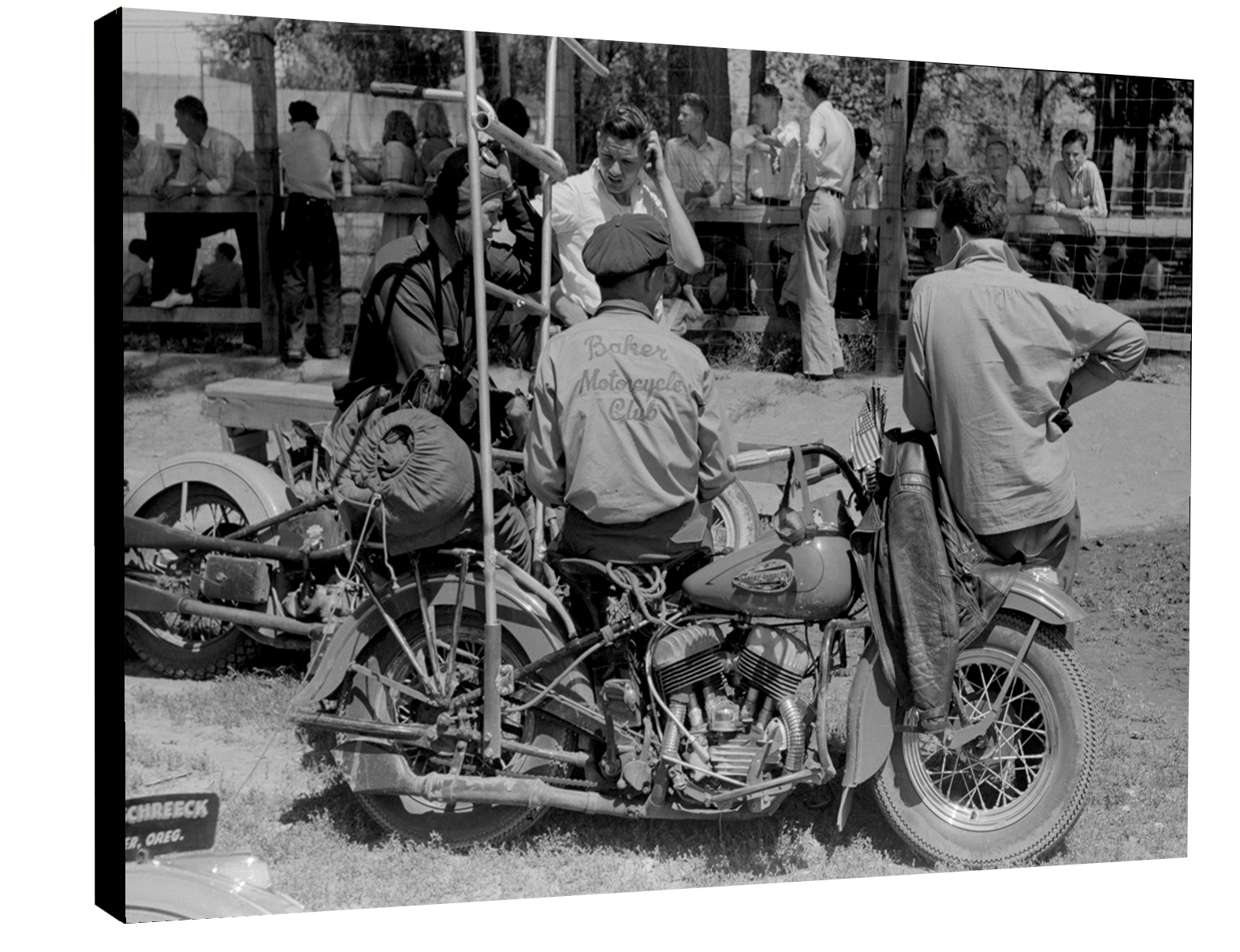 DEC003-5070-baker-motorcycle-club-1938-the-little-boutique-50X70