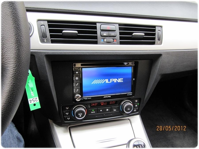 Alpine INEW920R autoradio GPS BMW Série 3 E90 E91 E92
